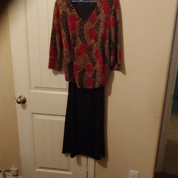 Dress - Picture 1 of 1